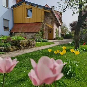 Apartment Wiesenhof, Neuhof an der Zenn