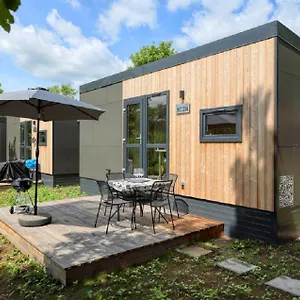 Apartment Tiny House, Wemding